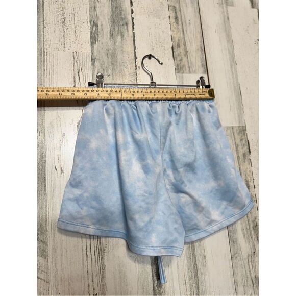Blue shorts size medium - Picture 6 of 7